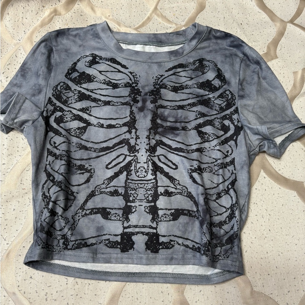 Gray Skeleton Print T-Shirt